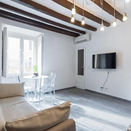 Navigli - Vigevano 45 & Casale 3a شقة